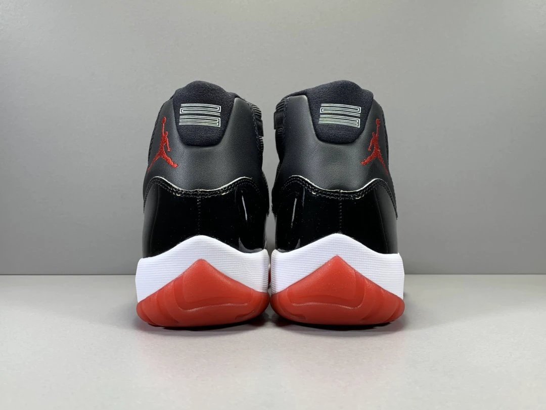 Air Jordan 11 Retro Playoffs Bred (2019) by Air Jordan