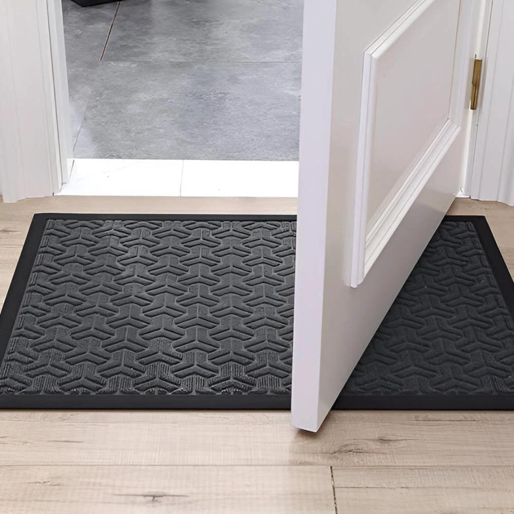 Geometric Entryway Door Mat by Casa & Beyond