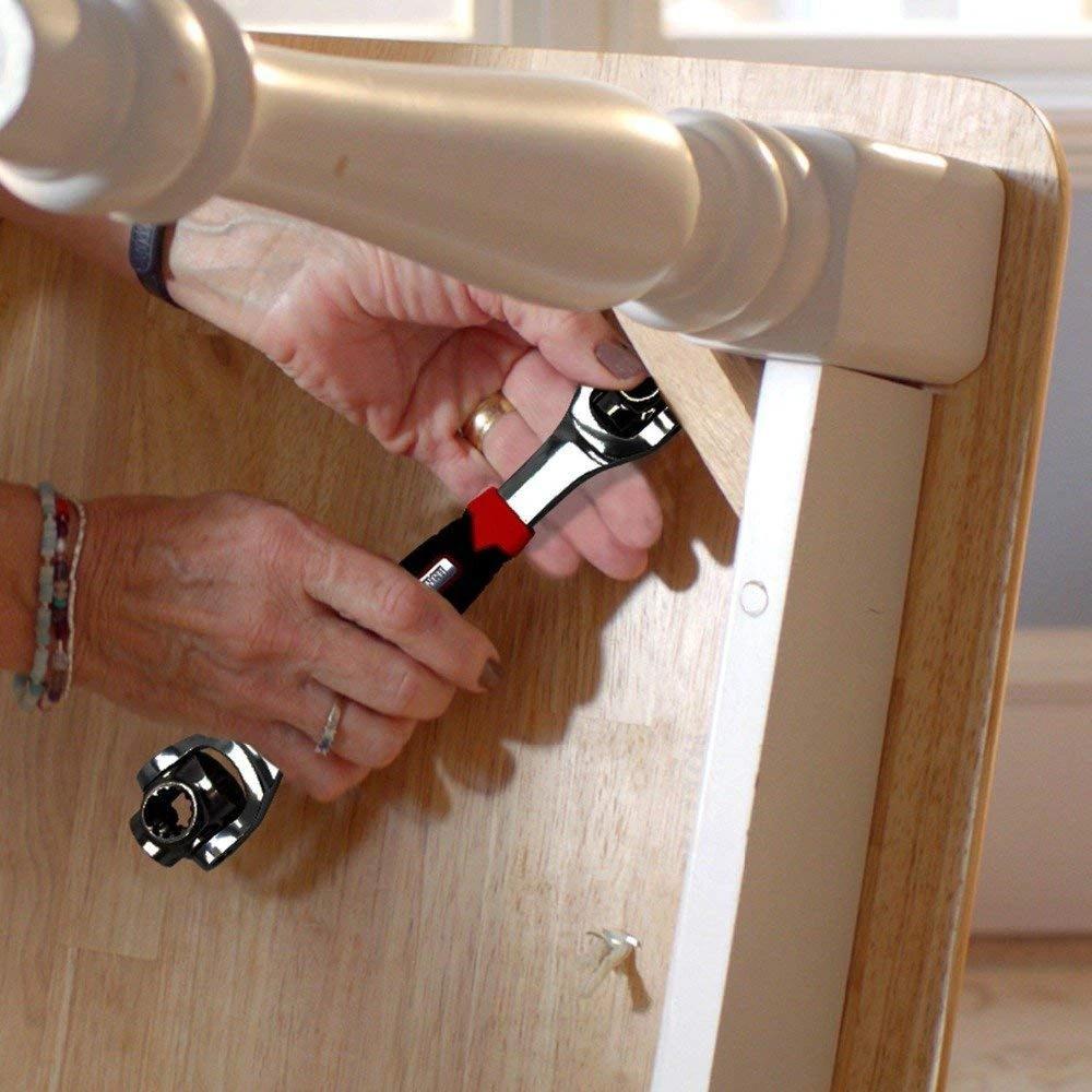 48-in-1 versatile socket wrench by Bowlift