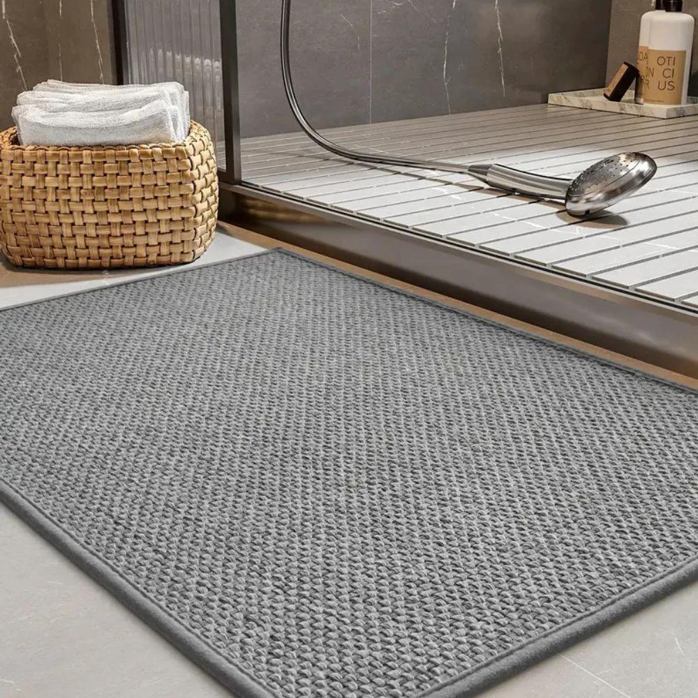 Braided Comfort Non-Slip Bath Mat by Casa & Beyond