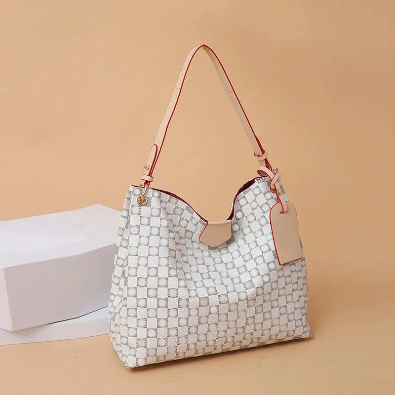 Retro Designer Shoulder Bag Women’s High-Quality Leather Tote Purse by fashionable010