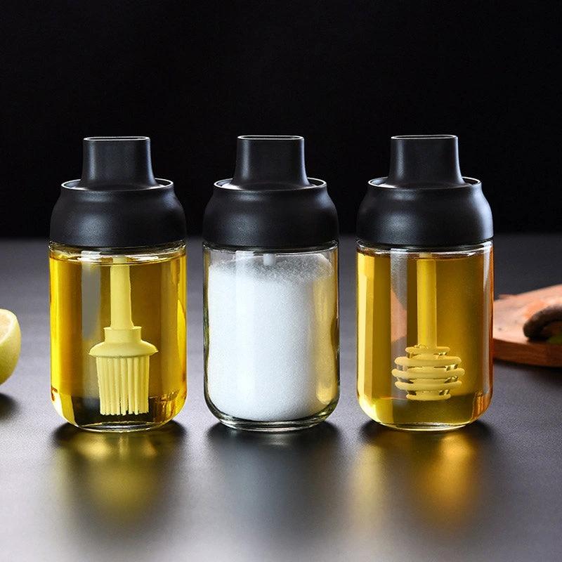 Spice jar with spoon by Bowlift