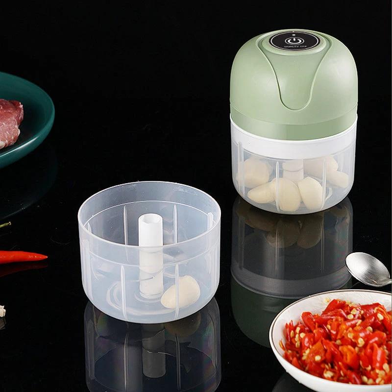 Electric garlic mills with USB battery by Bowlift
