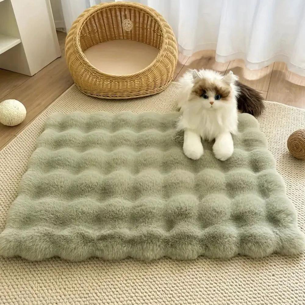 Luxury Faux Fur Pet Mat by Casa & Beyond
