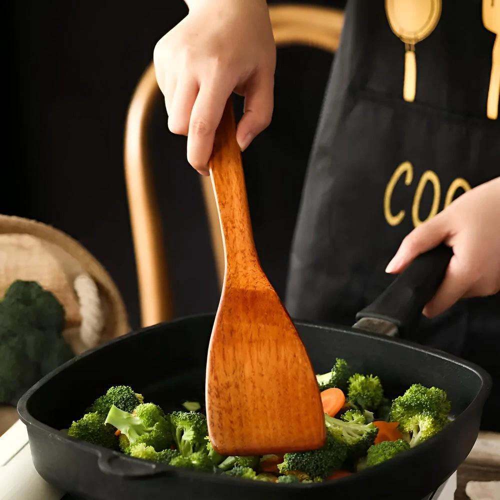 Wooden Kitchen Utensils by Casa & Beyond
