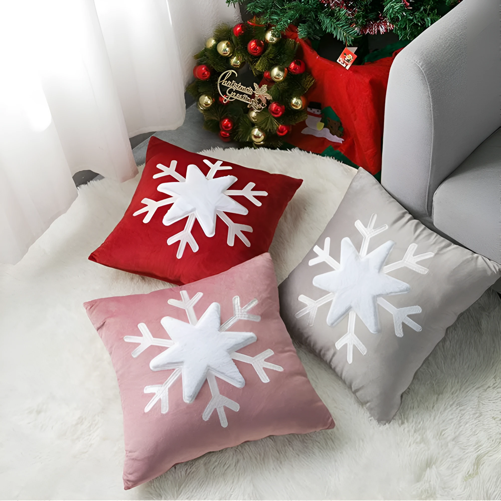 Snowflake Holiday Pillowcase by Casa & Beyond