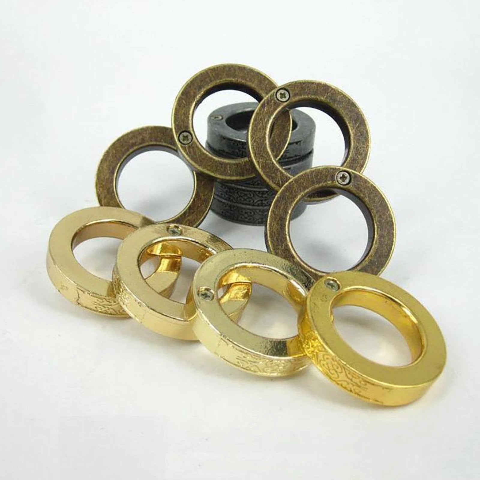 Men's Outdoor Self Defense Ring by BowLift