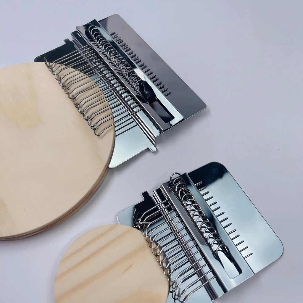 Mini Hand Knitting Machine by BowLift