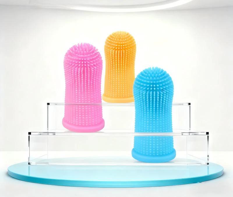 Dog Cat Dental Finger Brushes by BowLift