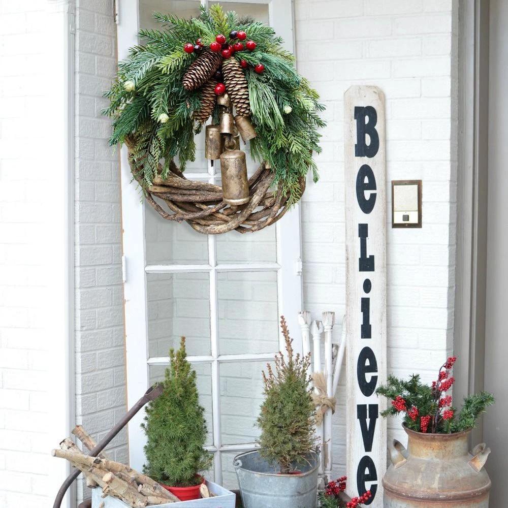 Christmas Wreath Door Hanger by BowLift