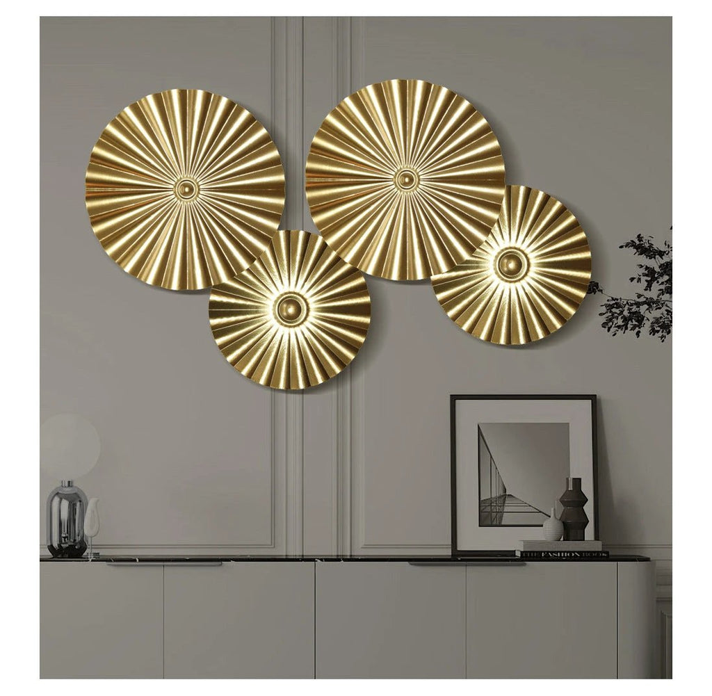 Luxurious Gold Iron Wall Plate by BowLift