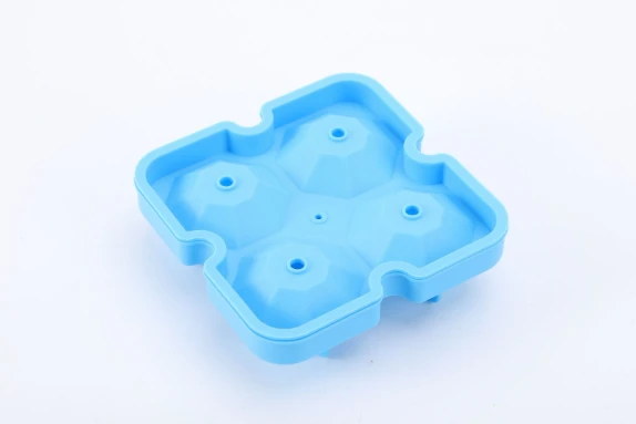Silicone Creative Diamond Ice Cube Mold (2-pack) by BowLift