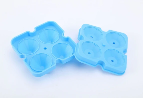 Silicone Creative Diamond Ice Cube Mold (2-pack) by BowLift