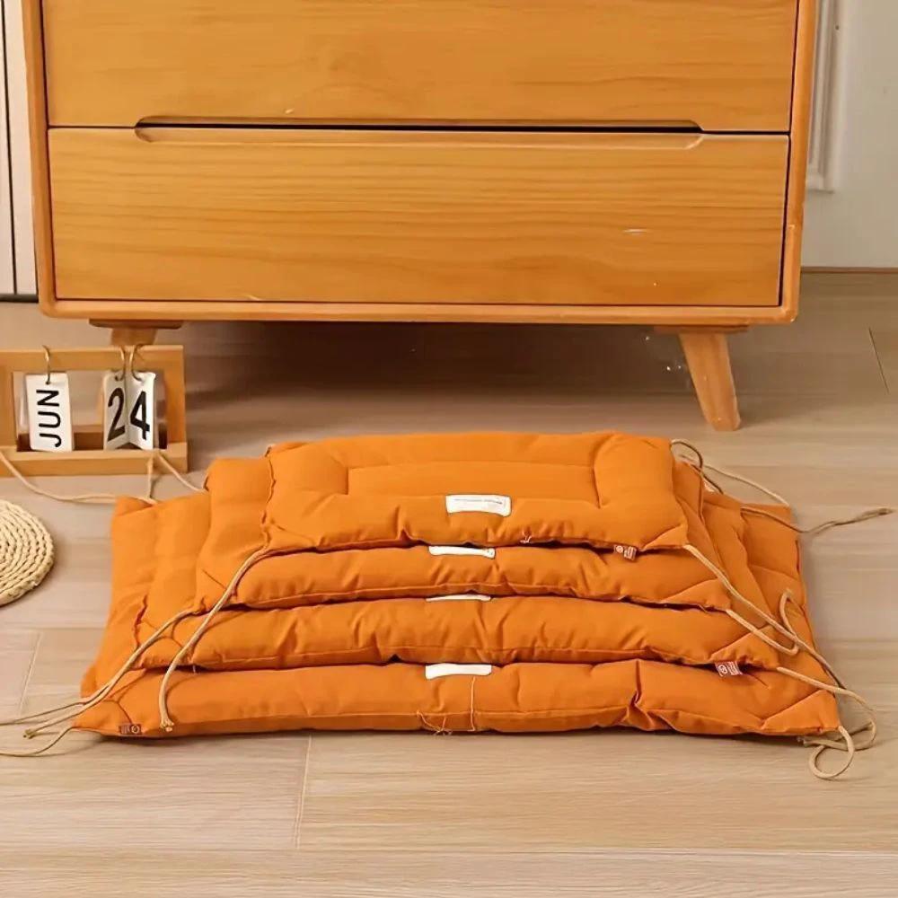 SnuggleNest Pet Mat by Casa & Beyond