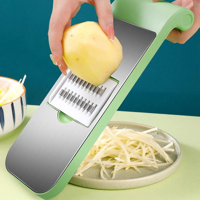 Multifunctional vegetable slicer by Bowlift