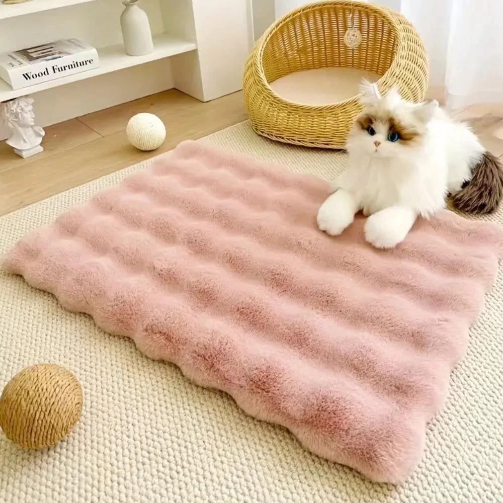 Luxury Faux Fur Pet Mat by Casa & Beyond