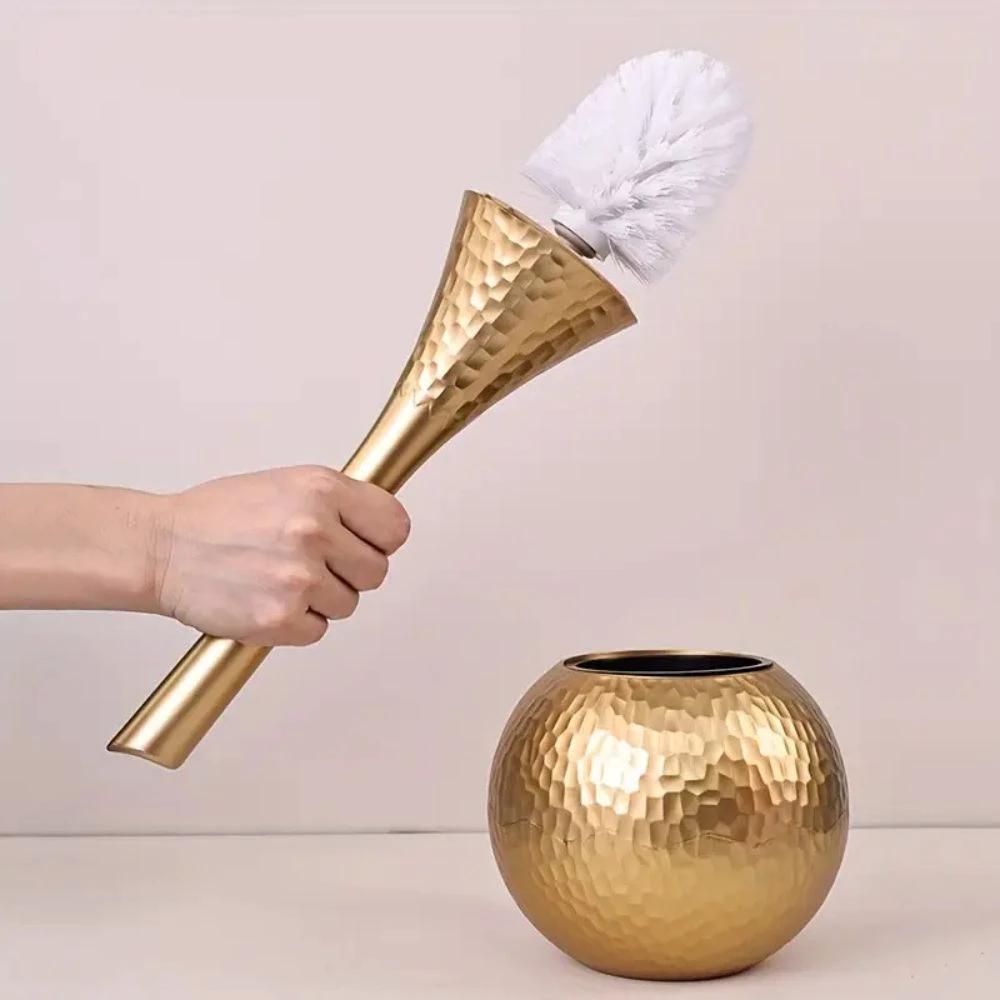 Imperial Gleam Toilet Brush by Casa & Beyond