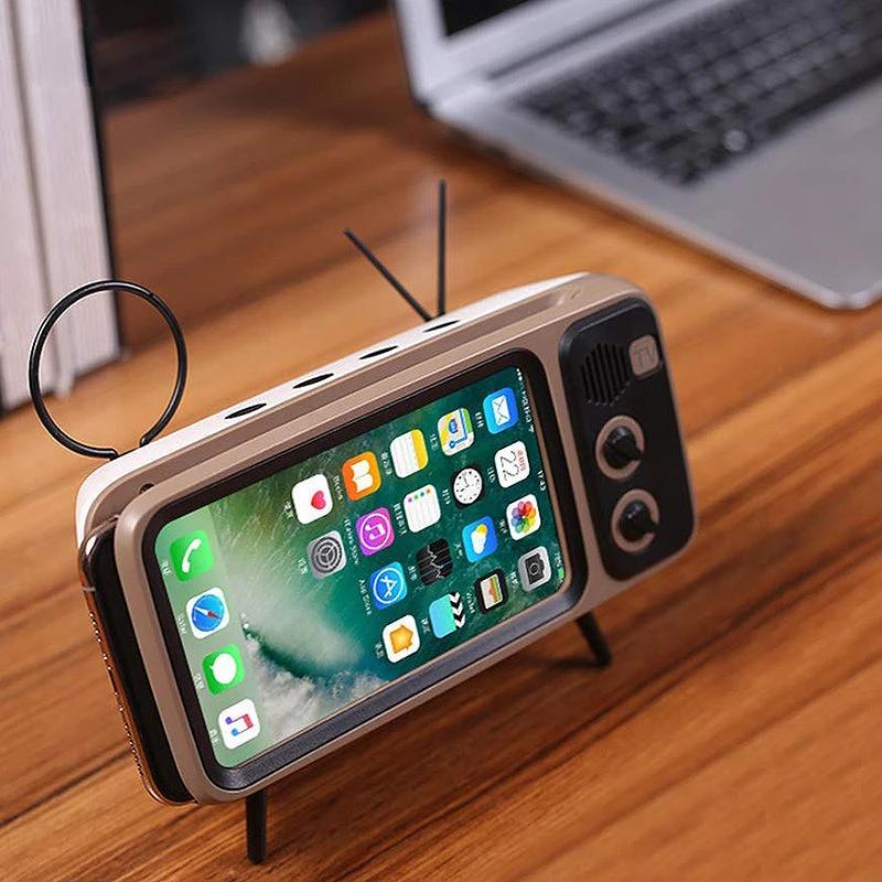Mobile Speaker Retro TV Bluetooth by Bowlift