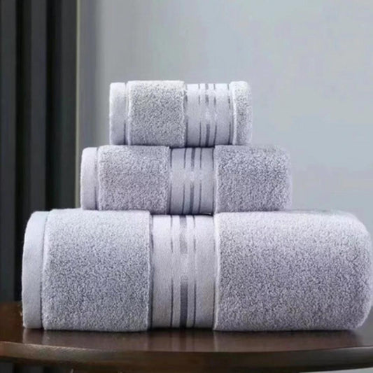 Cloud Comfort Egyptian Towel Set by Casa & Beyond