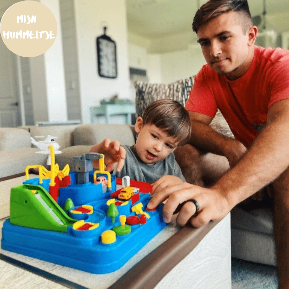 Interactive city playset with cars & helicopter for children aged 3+ by BowLift