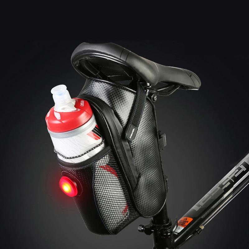 Waterproof bike bag under the saddle by Bowlift