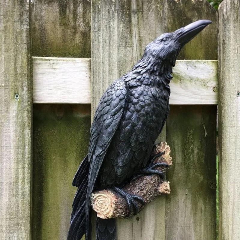 Noctura Realistic Decorative Raven – Atmospheric Decoration for Home & Garden Bowlift by Bowlift