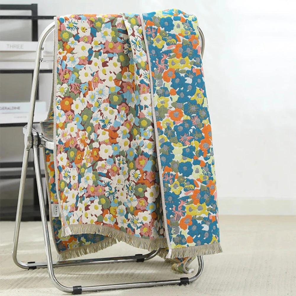 Palette Splash Reversible Bath Towel by Casa & Beyond
