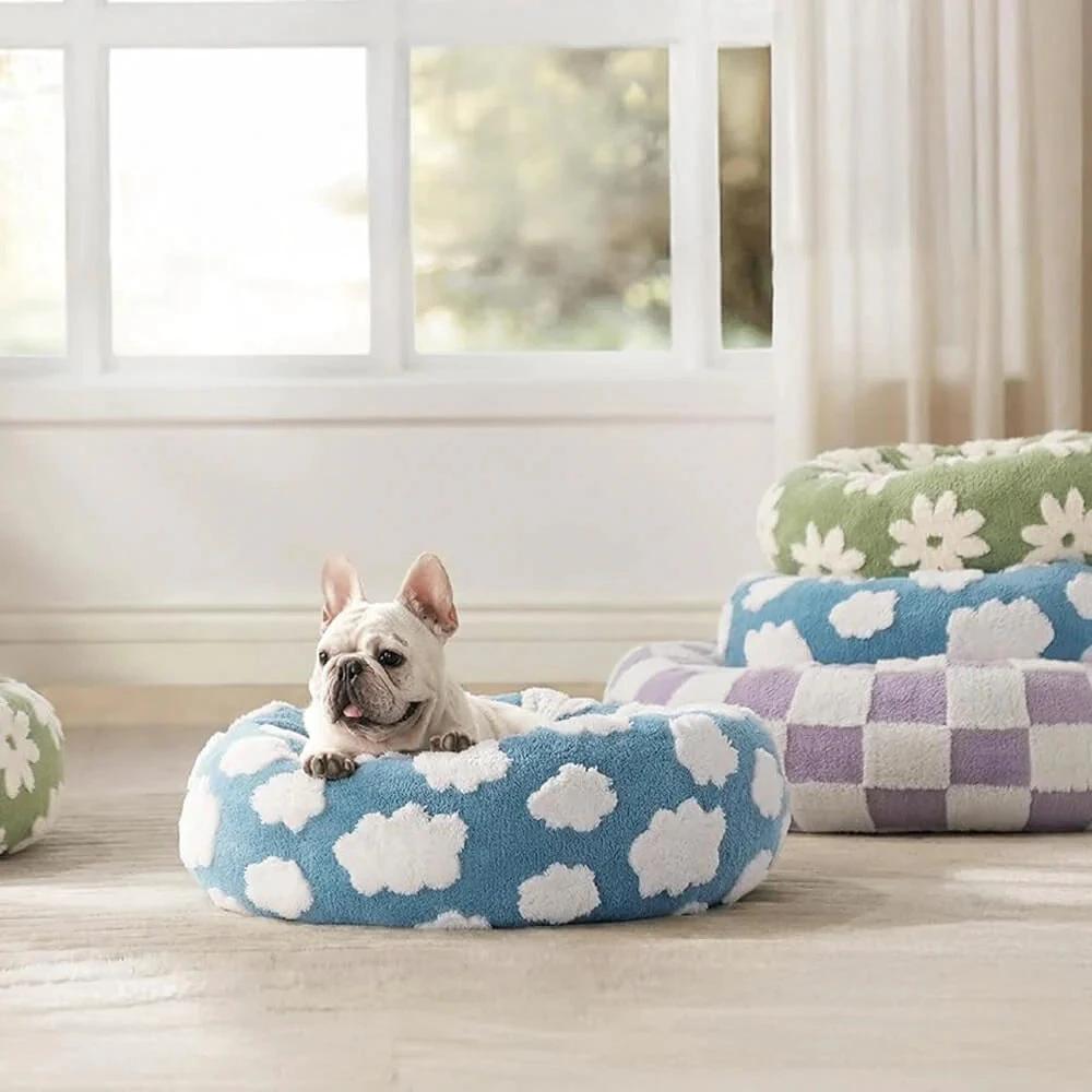 Snuggle Floral Checkerboard Pet Bed by Casa & Beyond