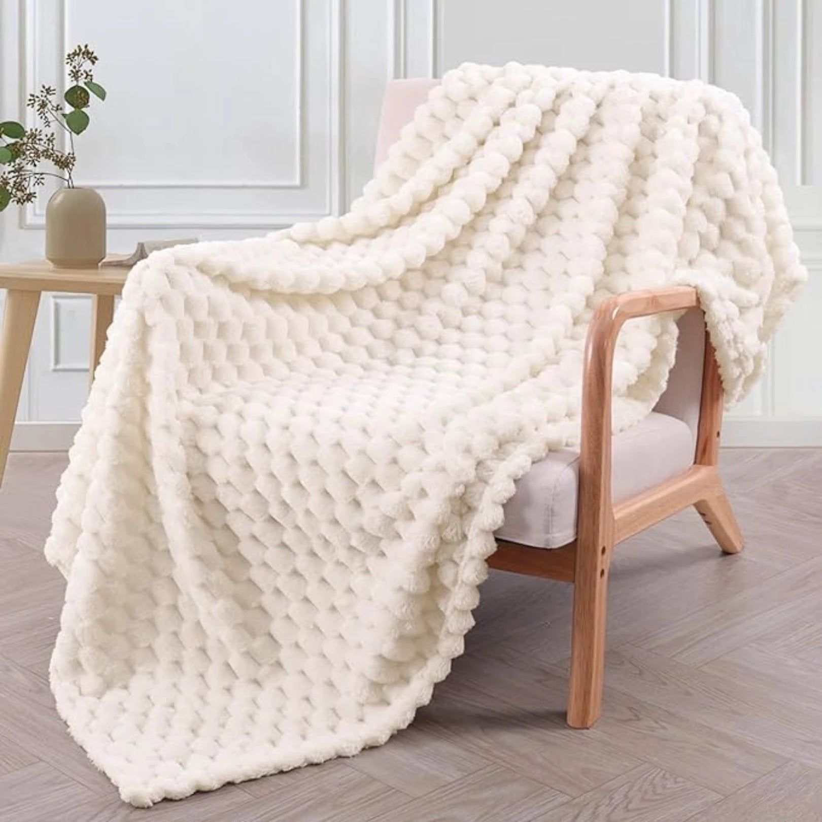 Marshmallow Comfort Throw Blanket by Casa & Beyond