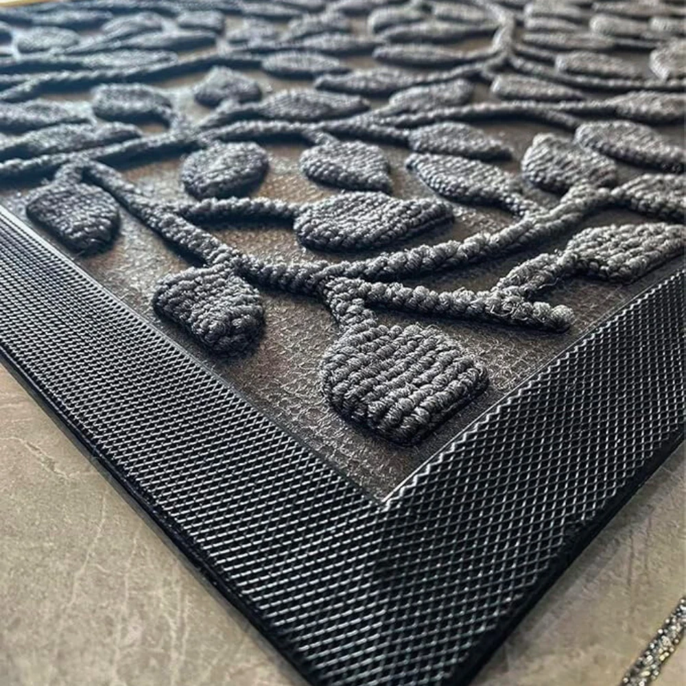 Olive Grove Elegance Door Mat by Casa & Beyond