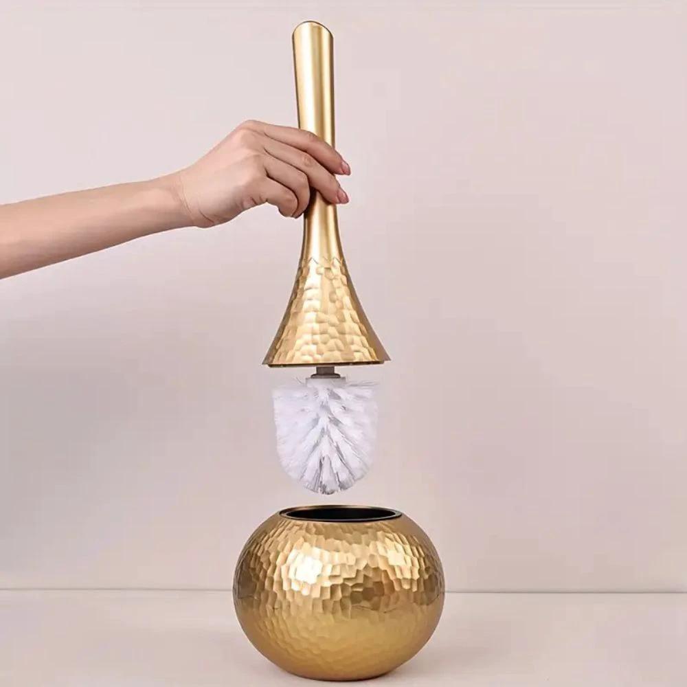Imperial Gleam Toilet Brush by Casa & Beyond
