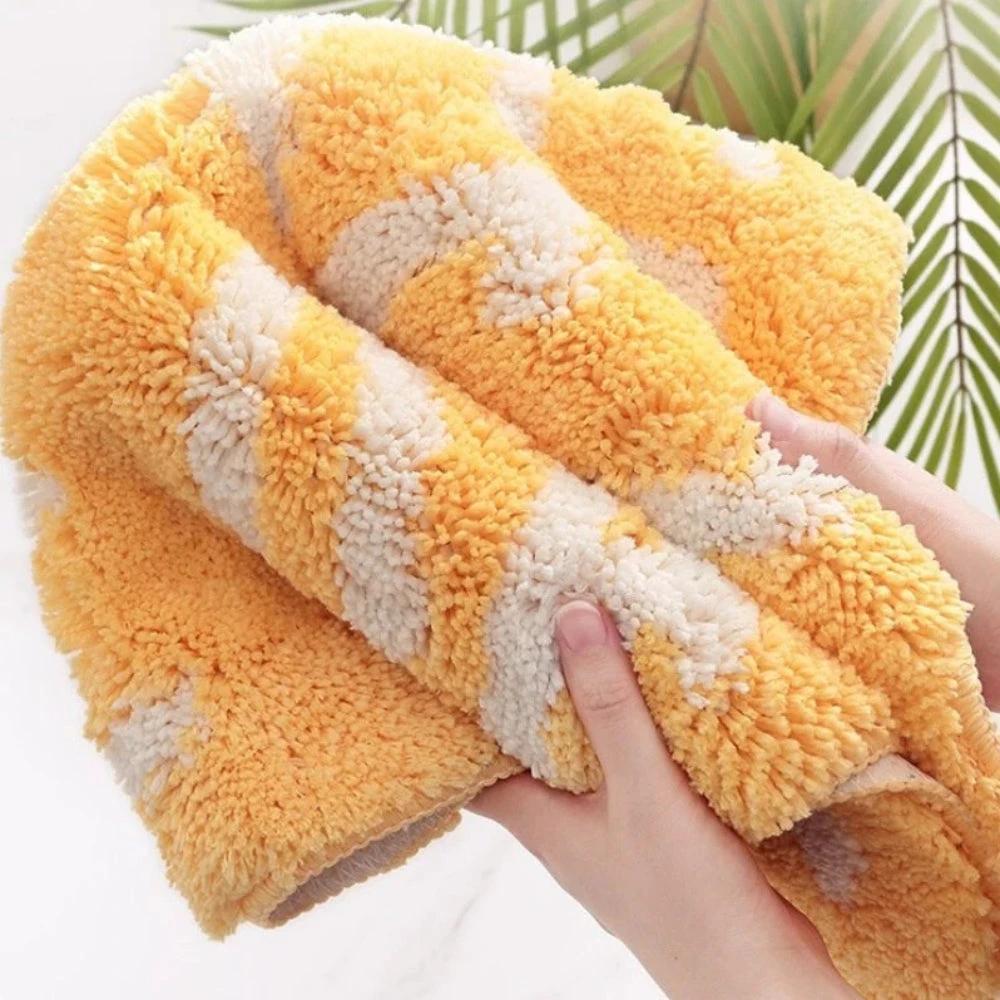 Squeeze the Day' Non-Slip Bath Mat by Casa & Beyond
