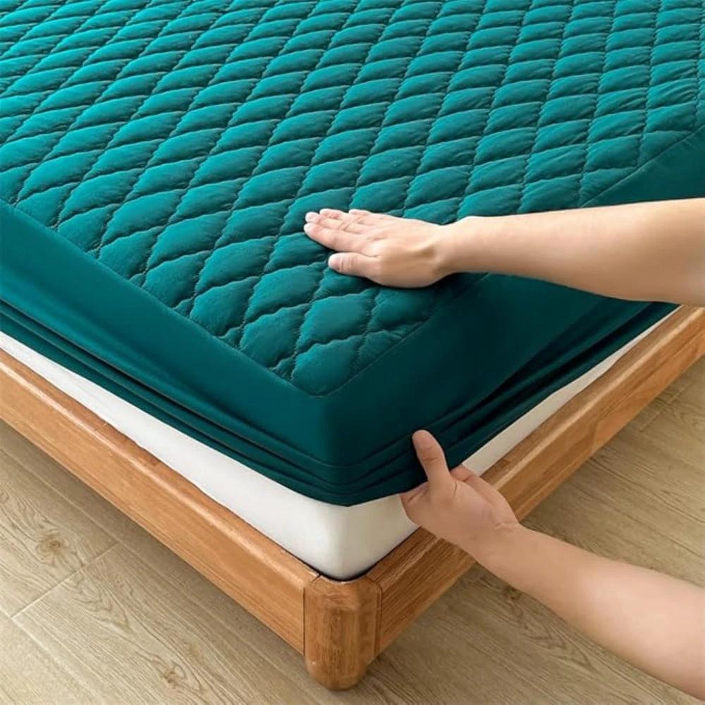 Luxurious Waterproof Fitted Sheet Set by Casa & Beyond