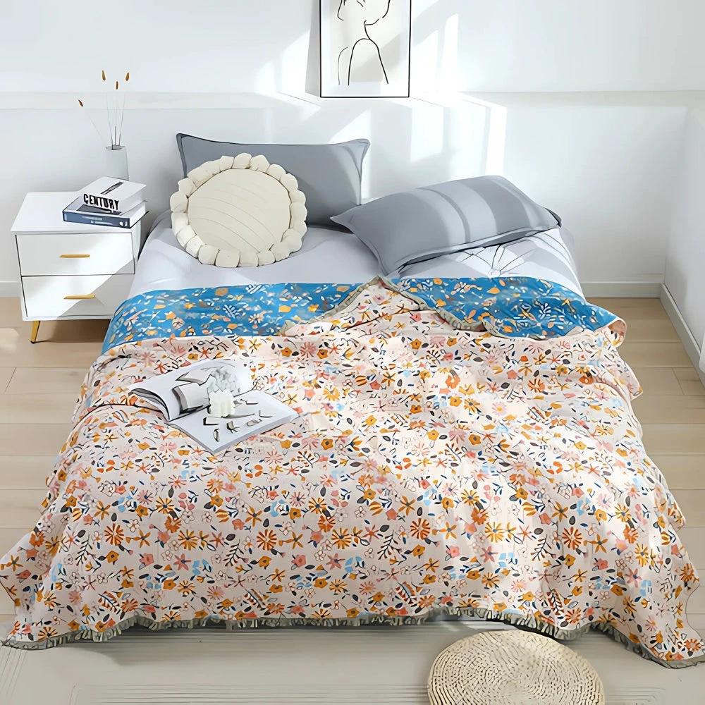 Daisy Dreamer Reversible Tassel Blanket by Casa & Beyond