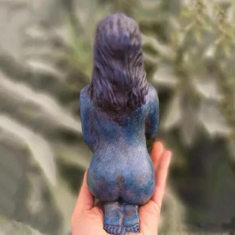Resin figure "Goddess of Healing" by Bowlift