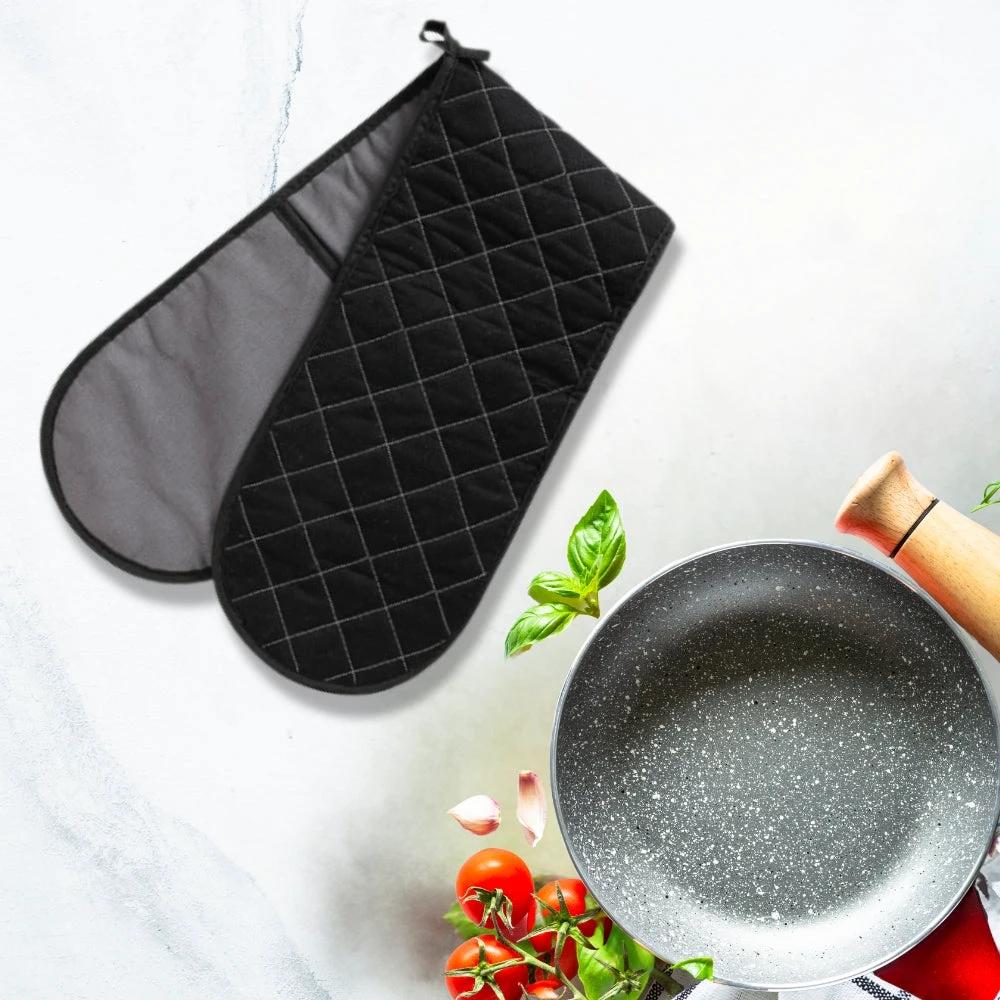 Extra Long Non-Slip Kitchen Mitt by Casa & Beyond