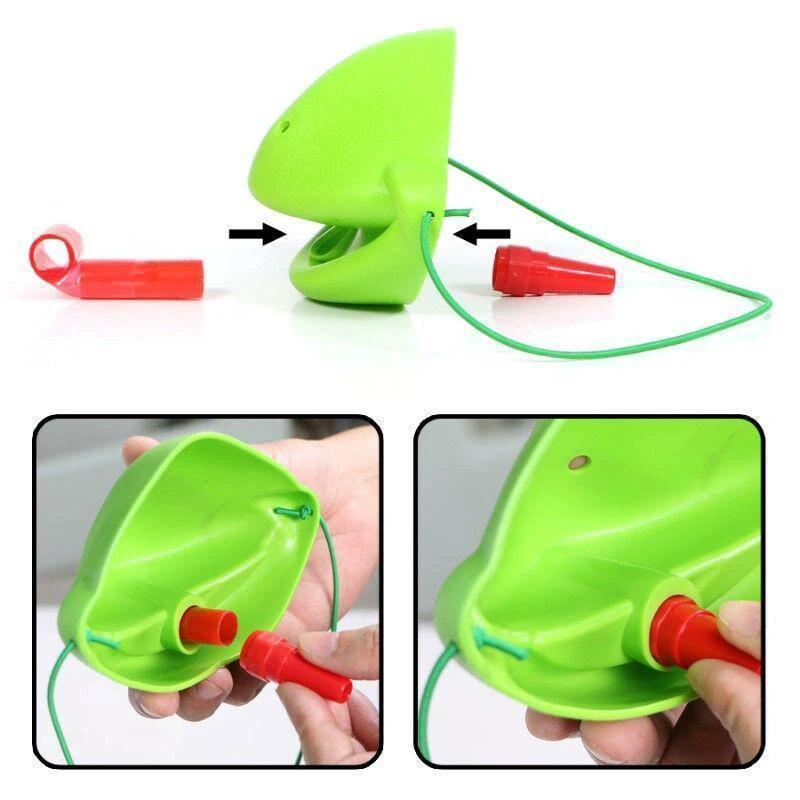 Desk toy for catching language Chameleon by Bowlift