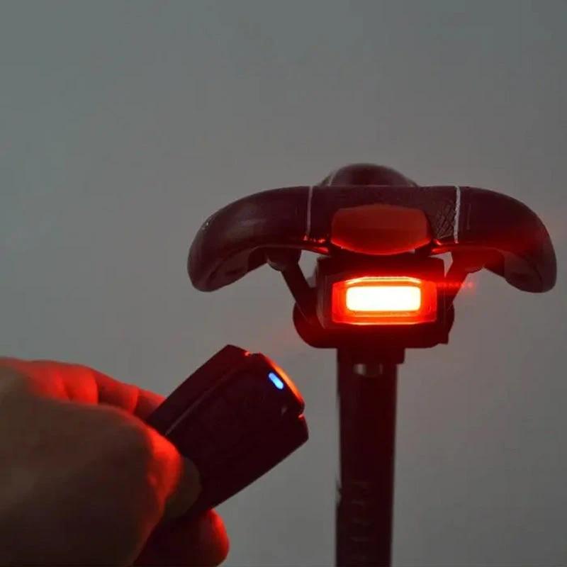 Intelligent sound and light alarm rear for bicycle by Bowlift