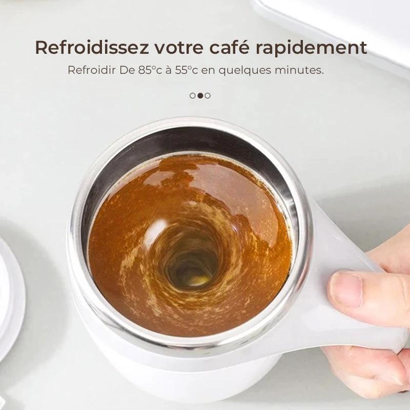 Cup with automatic stirring by Bowlift
