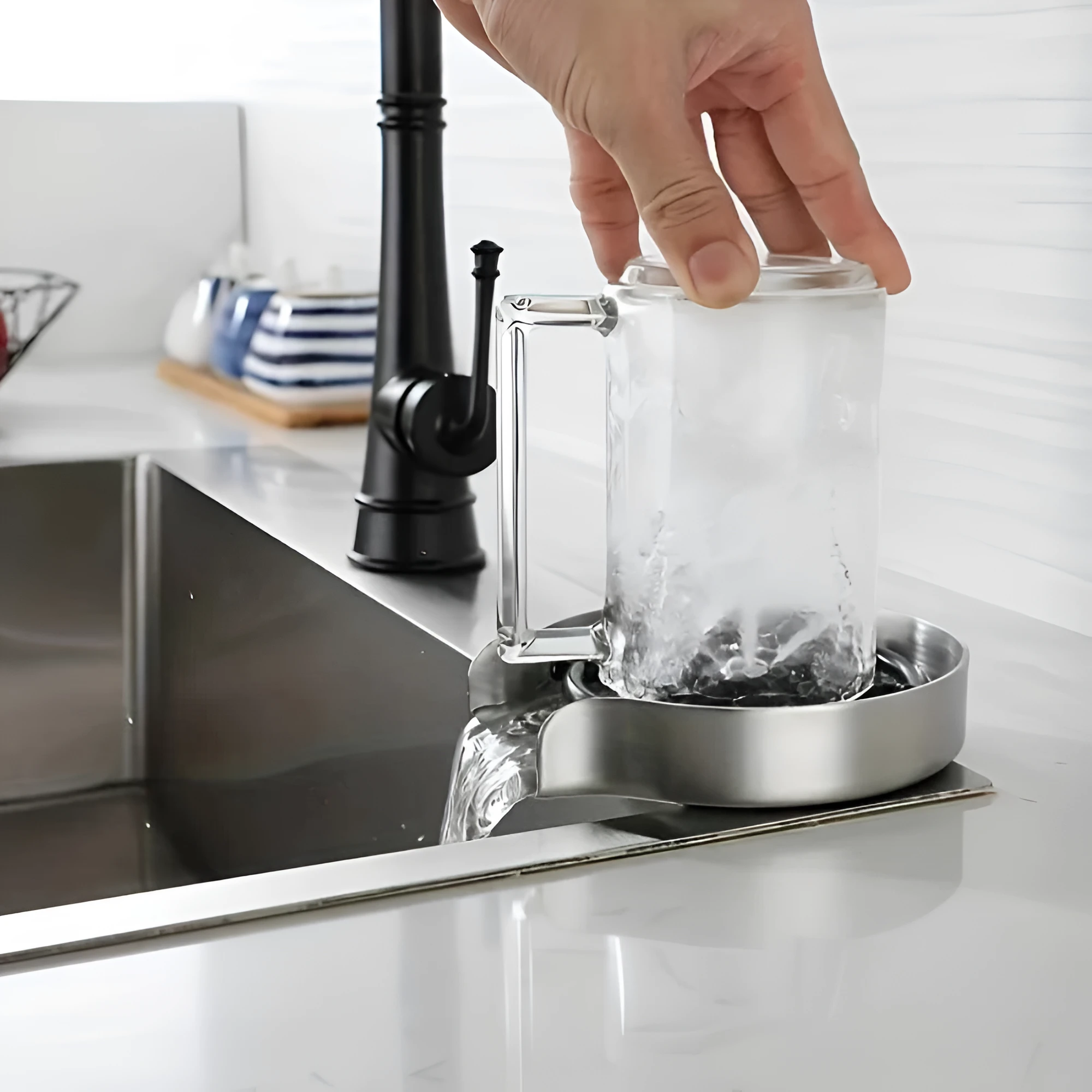 Automatic Quick Clean Glass Rinser by Casa & Beyond