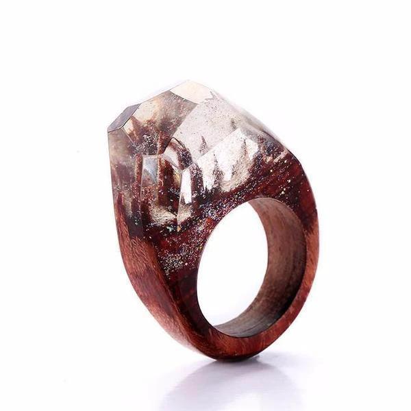 Quanta - Snow Falling Resin Ring by Bowlift