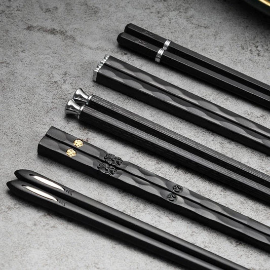 DineLux – Luxurious Chopstick Set with Refined Designs (5 Pairs) by BowLift