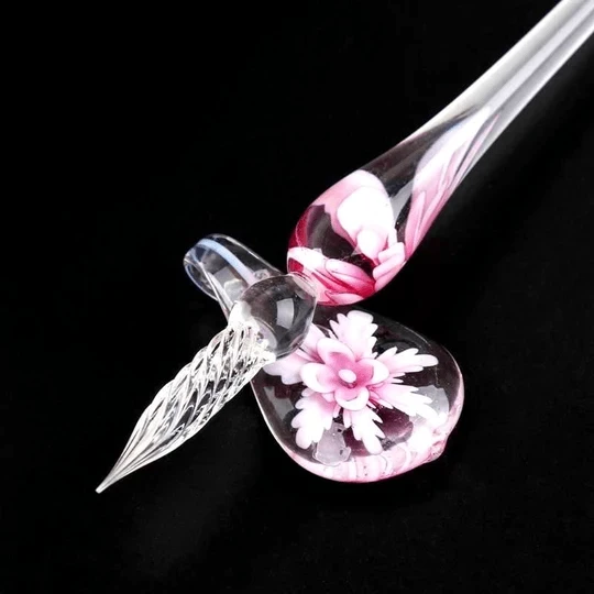 Glass fountain pen with ink and pen holder by Bowlift