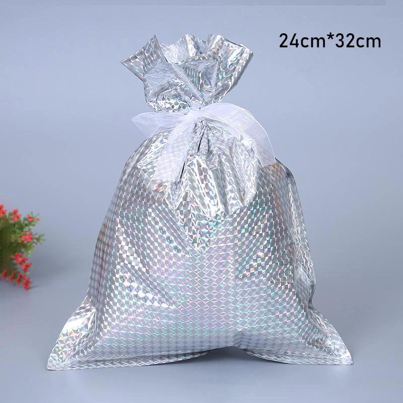 Gift wrapping bag Christmas by Bowlift