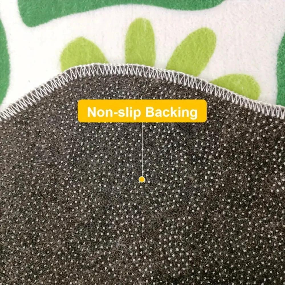 You Look Good' Bath Mat by Casa & Beyond
