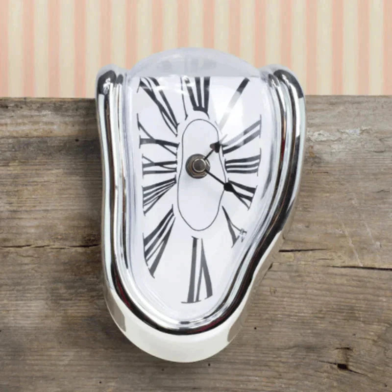 Fusion time distortion clock by Bowlift