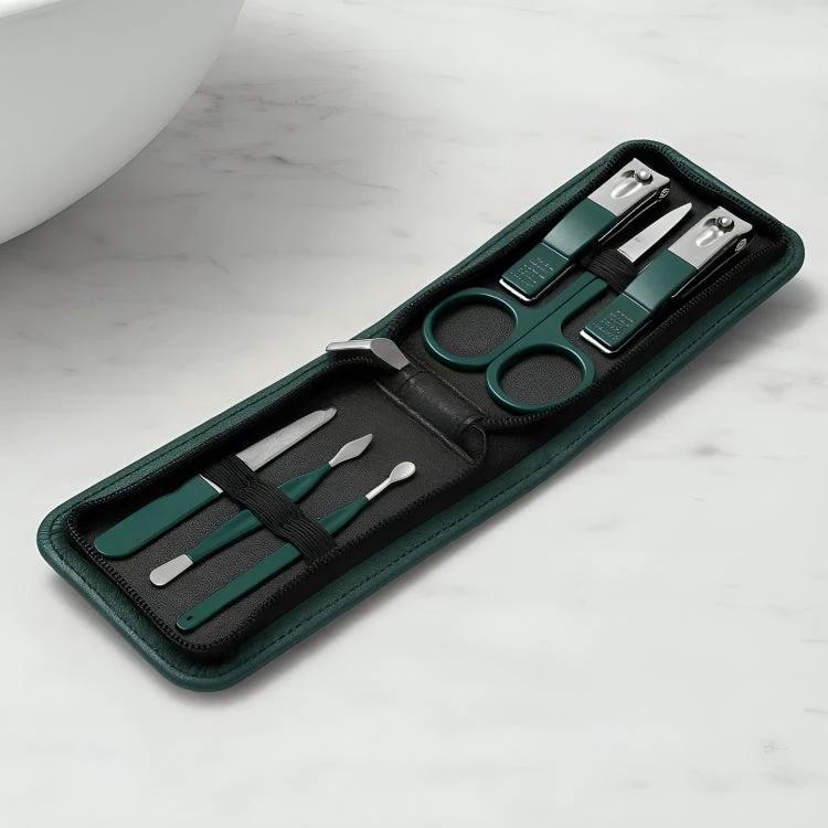 Precise Nail Trimming – Durable Stainless Steel – Compact Design – Ideal for Travel, Home & Everyday Grooming Bowlift by Bowlift