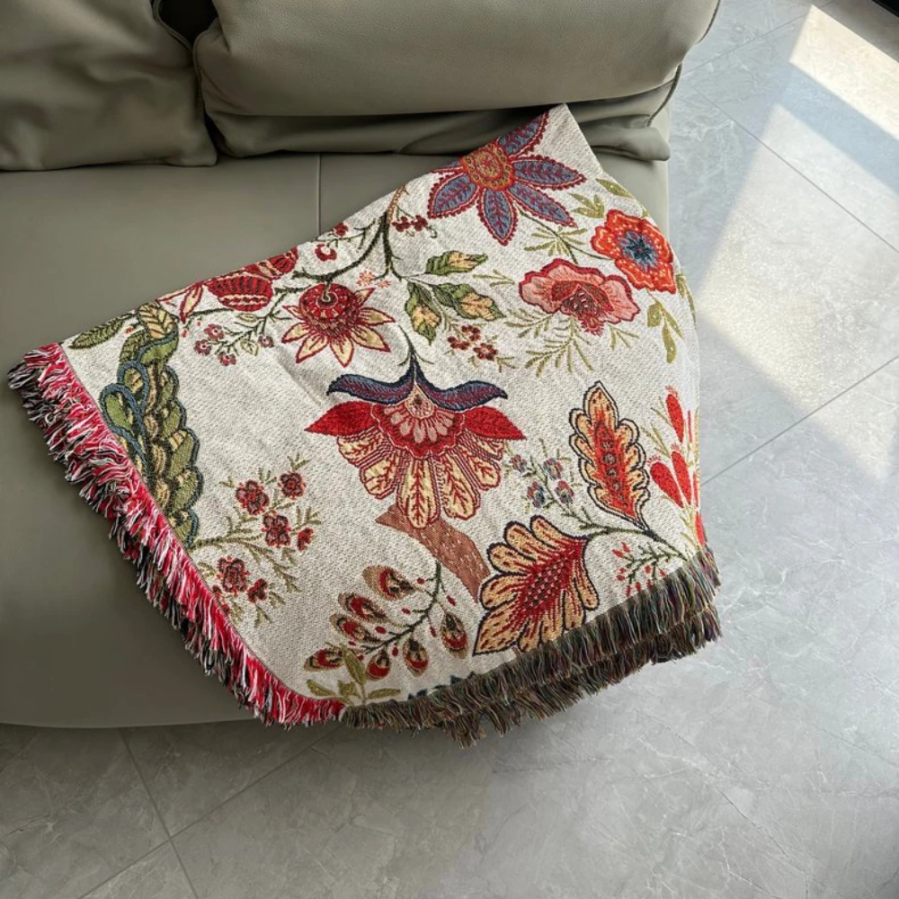 Country Charm Floral Throw by Casa & Beyond