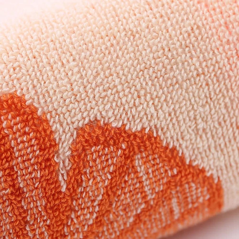 Ginkgo Bliss Cotton Towel by Casa & Beyond