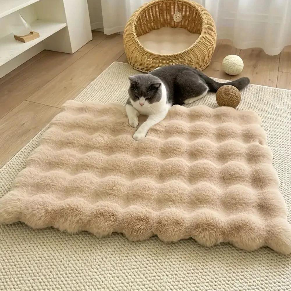 Luxury Faux Fur Pet Mat by Casa & Beyond
